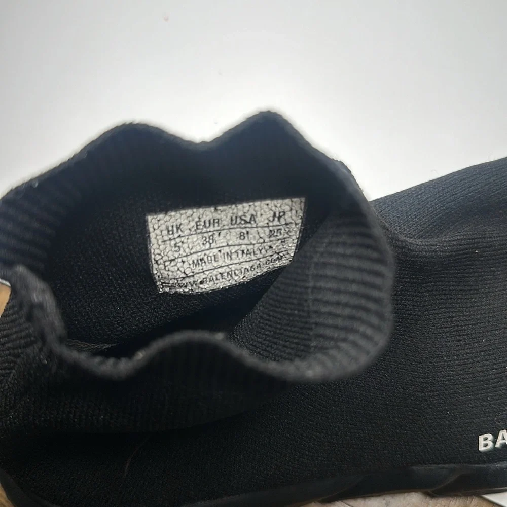 BALENCIAGA SPEED KNIT LOW RUNNERS SOCK FULL BLACK USA 8/ EU 38 WOMEN'S TRAINER - Picture 6 of 6